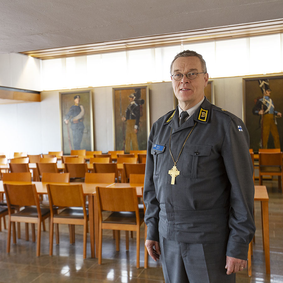 Kenttäpiispa toivoo yhteishenkeä hyvinvointiyhteiskunnan puolesta